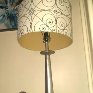 Pair of beautiful lamps still in good condition  bought in Home goods